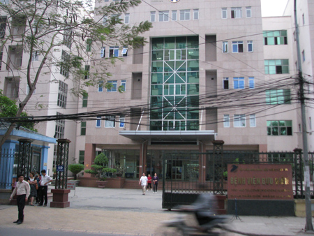 Hà Nội: Bắt giam nguyên Giám đốc Bệnh viện Bưu điện